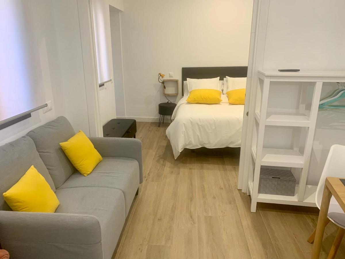 Puerta de Caceres Apartamento 5 Callejón De Don Álvaro Cáceres Exterior foto