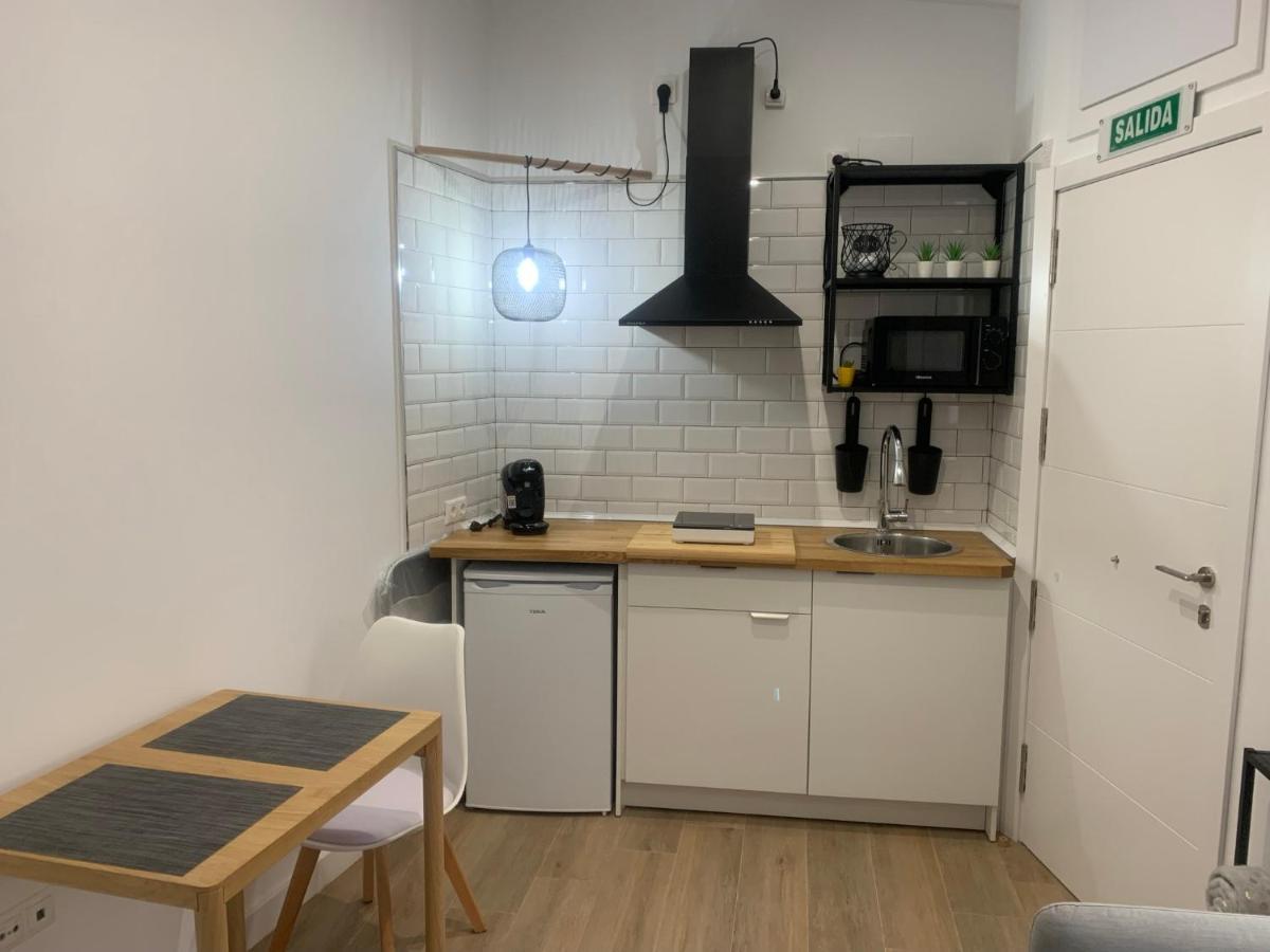 Puerta de Caceres Apartamento 5 Callejón De Don Álvaro Cáceres Exterior foto